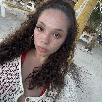 Amia Jones