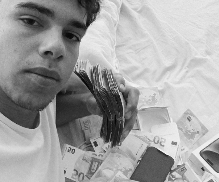 رحله المغامره والذهاب الى المناطق الجبليه