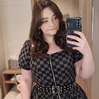 Suzanne 