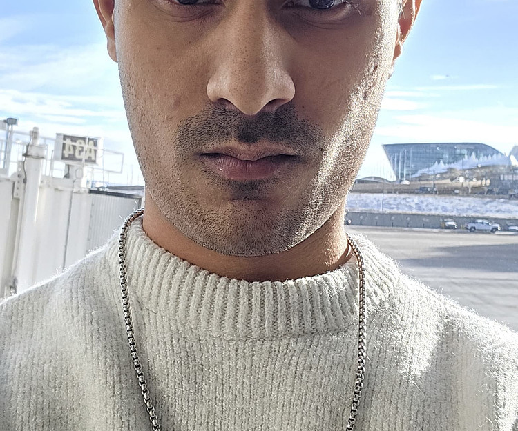 Chicago trip need female companion 