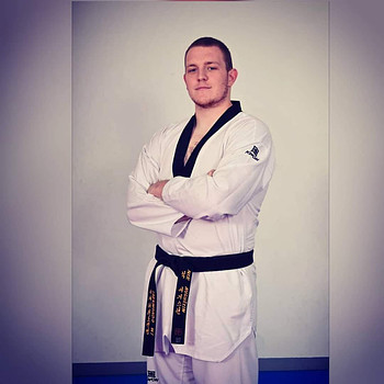 Nik Auguštin