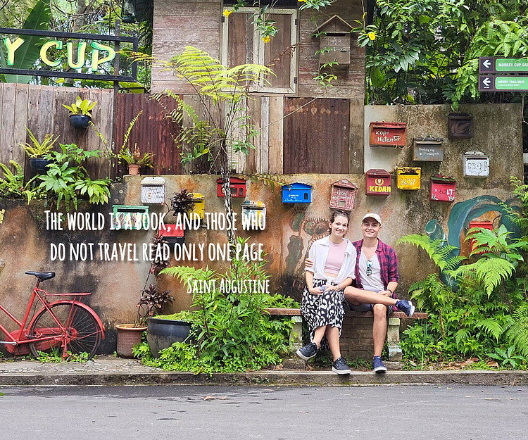 Some Bintang in centre Ubud with chilled travellers