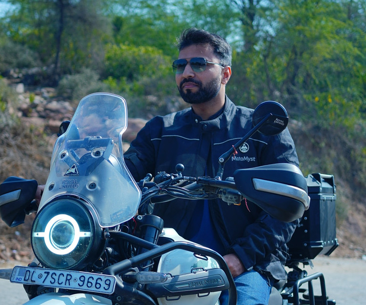 Biking Adventure in Bir 🚴‍♂️✈️ Delhi to Himachal 2026