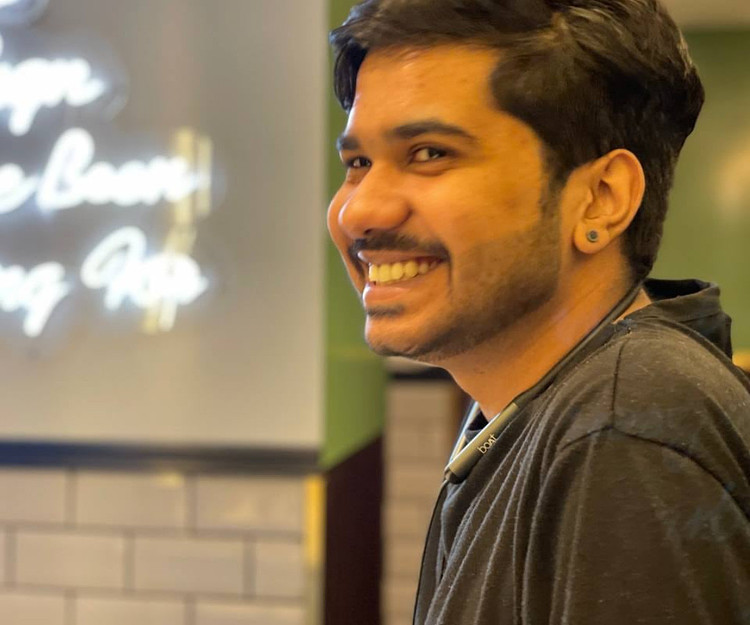 Solo Trip, Need a female partner 