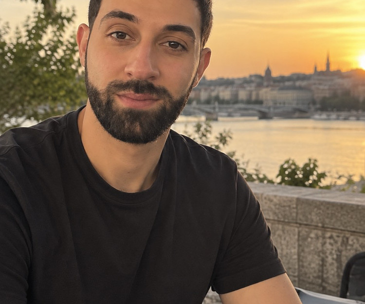 Solo traveler to Singapore