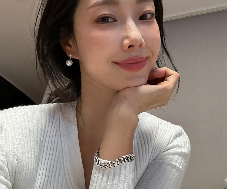 Let's explore the unknown land together.