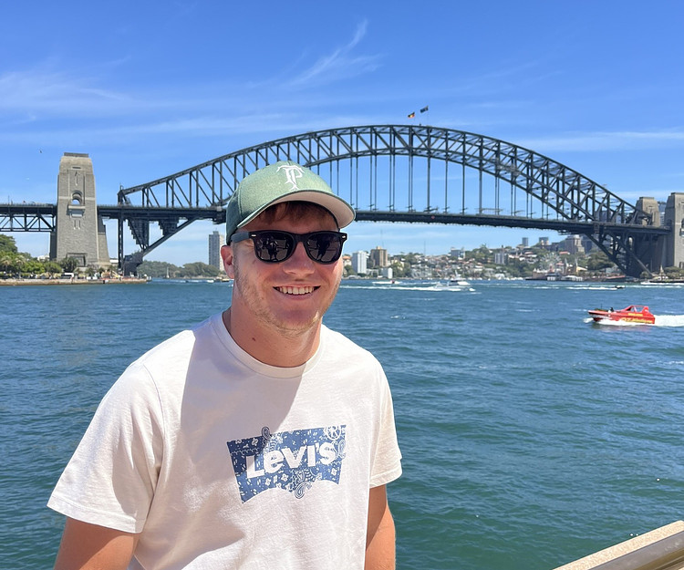 Byron bay to Cairns (or reverse)