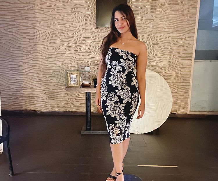 NEW YEAR REFRESHMENT 