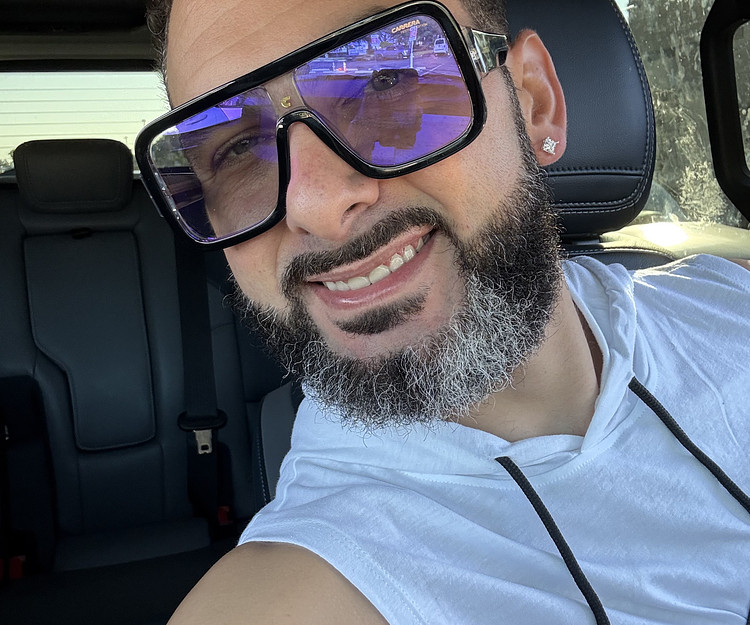 Looking for partner in crime to Colombia 🇨🇴 