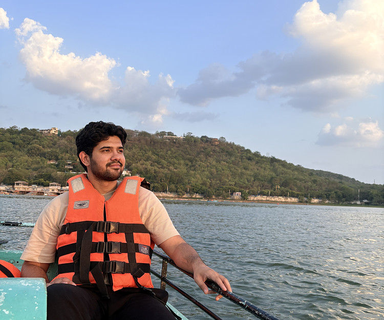 KASHMIR GREAT LAKES TREK