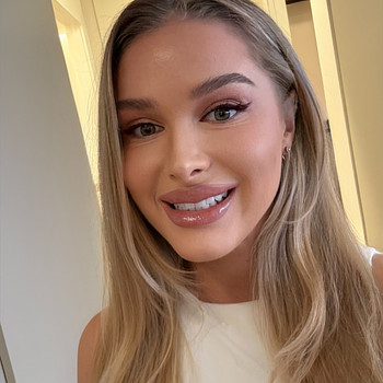 Julia N