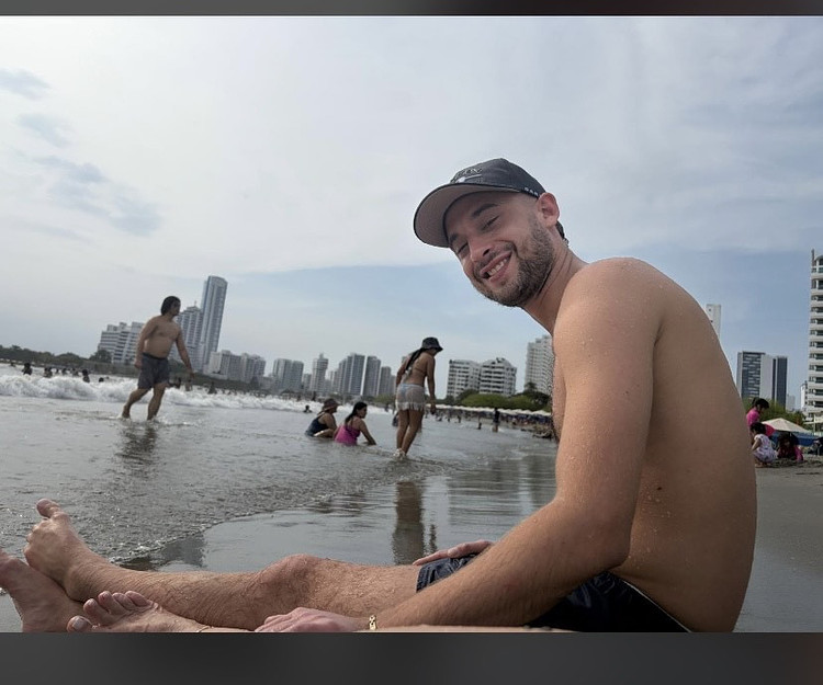 Chasing Vibes in Vietnam & Thailand