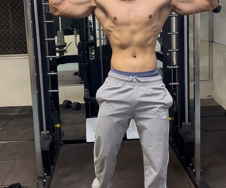 just enjoy n explore