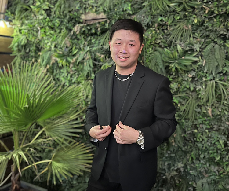 Explore Vegas with me 😃