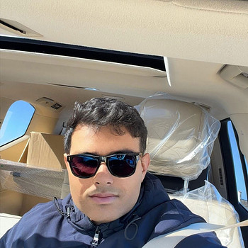 Riz Khan