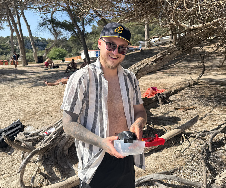 Alicante beach vibes/nightlife