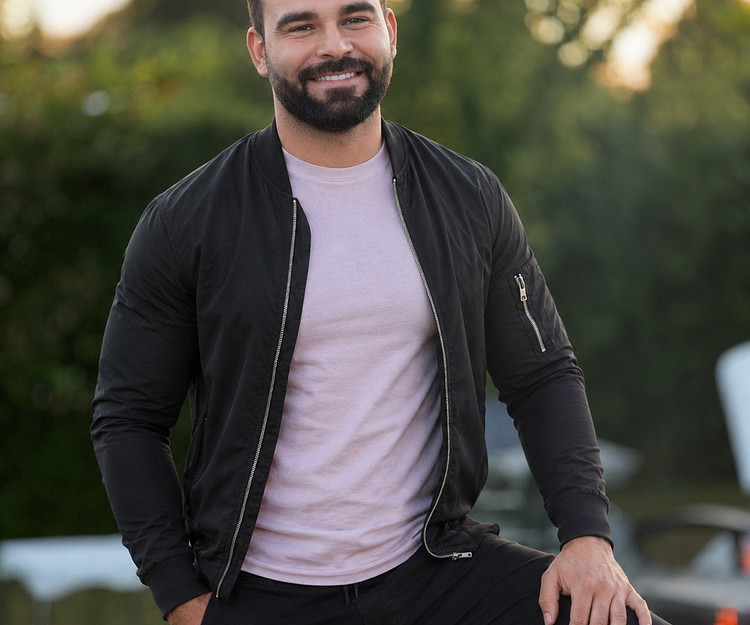 Urban Adventures in Bucharest 🌆🏕️✈️