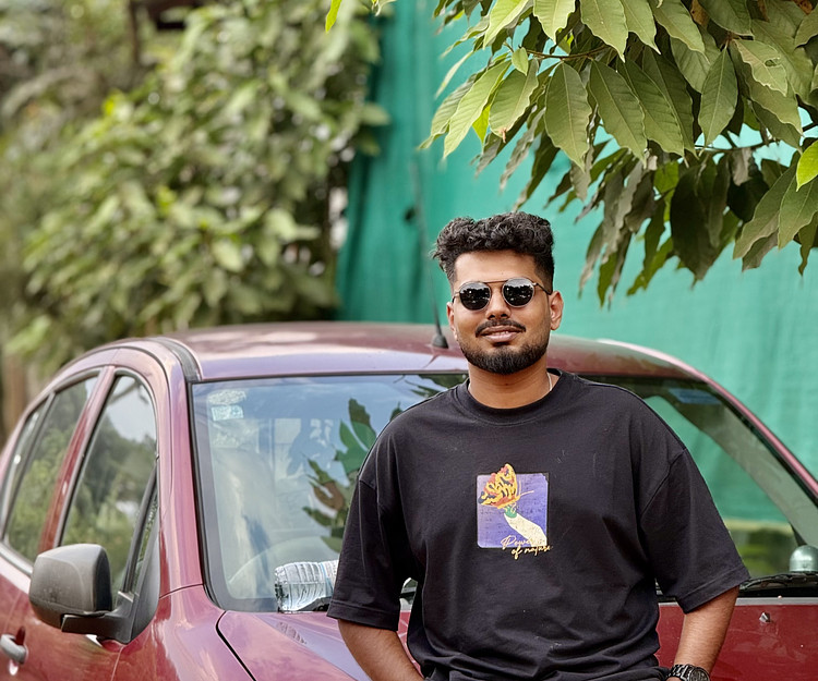 Solo Adventure: Tech, Architecture, and Dutch Culture