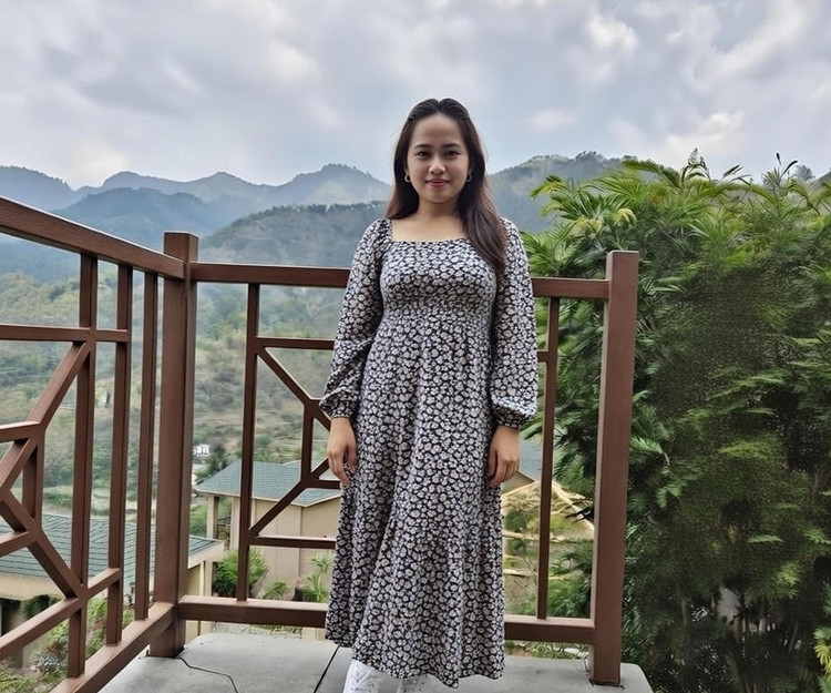 we r married cpl travelling to hanoi and da nang 