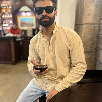 anish  tiwari