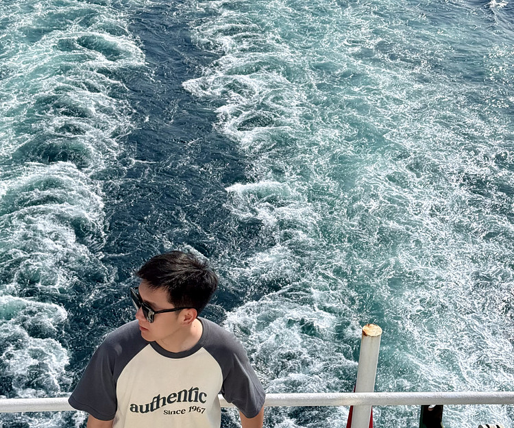 a interesting holiday 