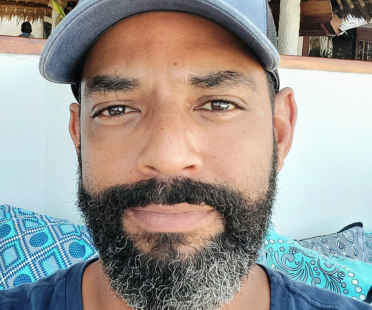 French Polynesia Kitesurfing and Diving.