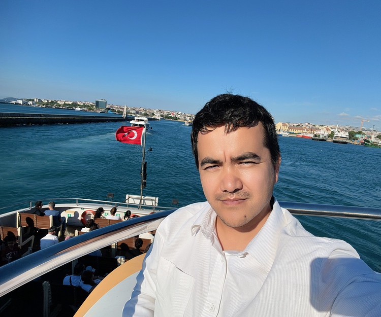 ozgur Turkiye