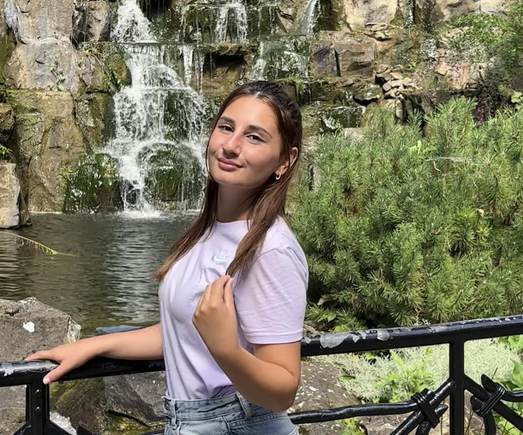 Milan City Adventures: Urban Hiking, Shopping & Culture 🌆🥾