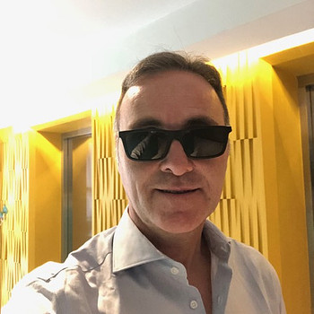 Aqui