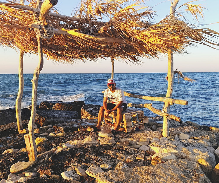 Bari Adventure: Beach explore