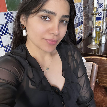 nadia zakeri