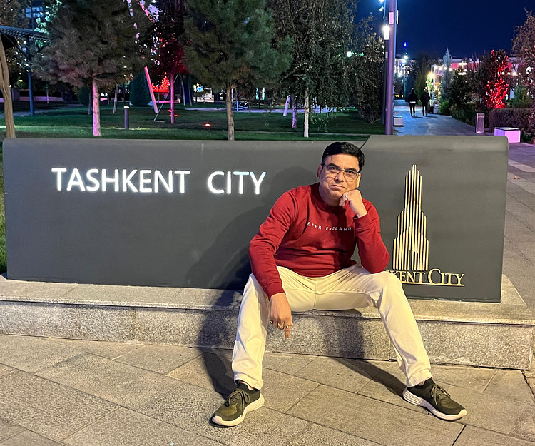 Lucknow to Santiago: City Exploration 🌆✈️
