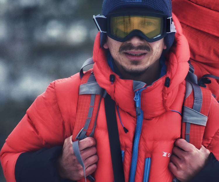 Maymun tapınağı  ve ölü  yakma  töreni 