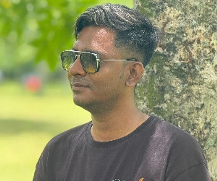 Looking for a travel partner t