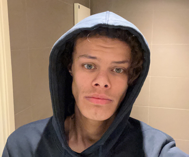 Exploring the city and nightlife of Bangkok and Phuket