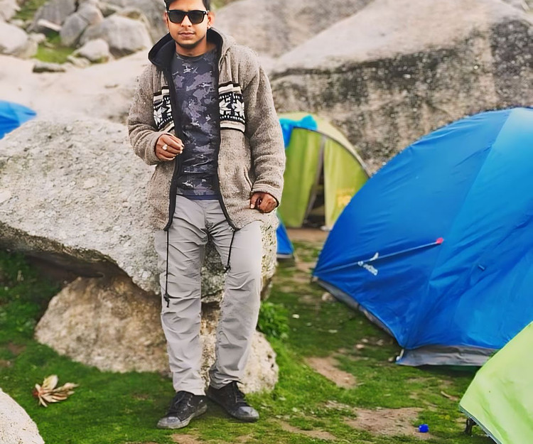 Frozen Frontiers Trek