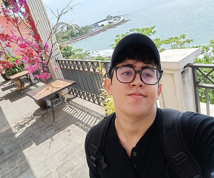 Island Hopping in Vietnam 🏝️  July 18-25