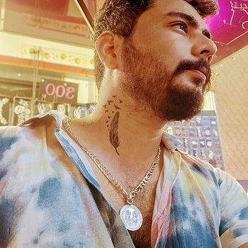 mukesh
