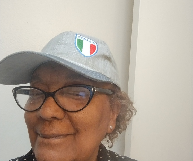 Sfogliatelle, cannoli & pizza