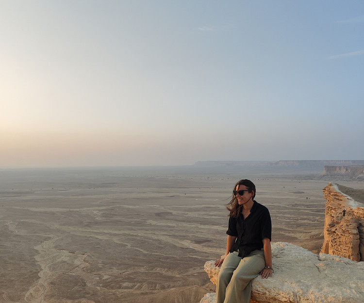 14D Trip with a guide