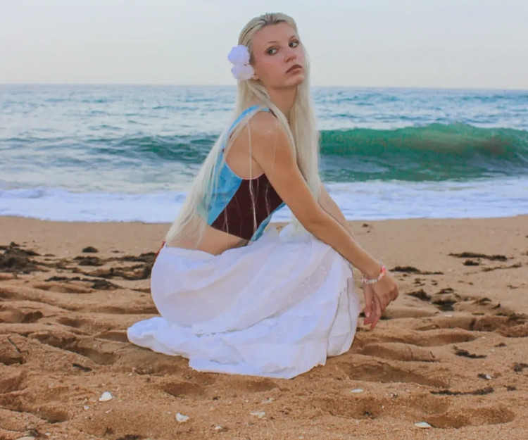 Wanna travel to Rome for a month