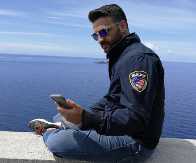 Discovering new places 