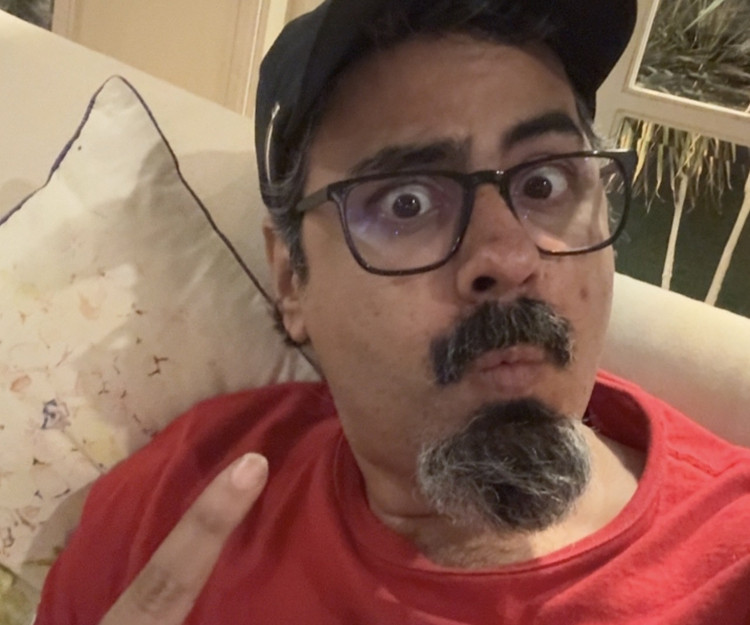 Las Vegas free room share on the strip!