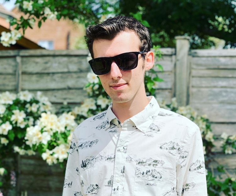 Explore Island on a budget