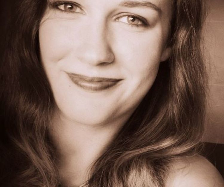 Need lift from Perth to Adelaide :) 