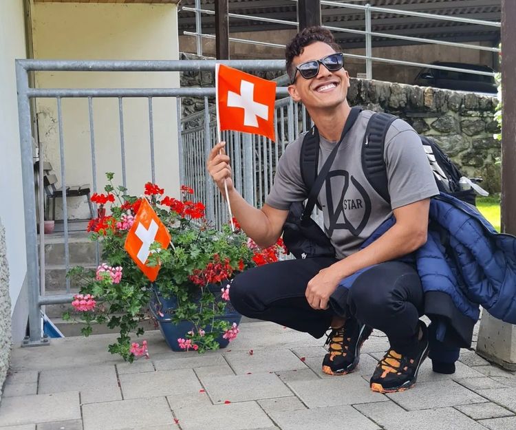 An express trip travelling around Iceland