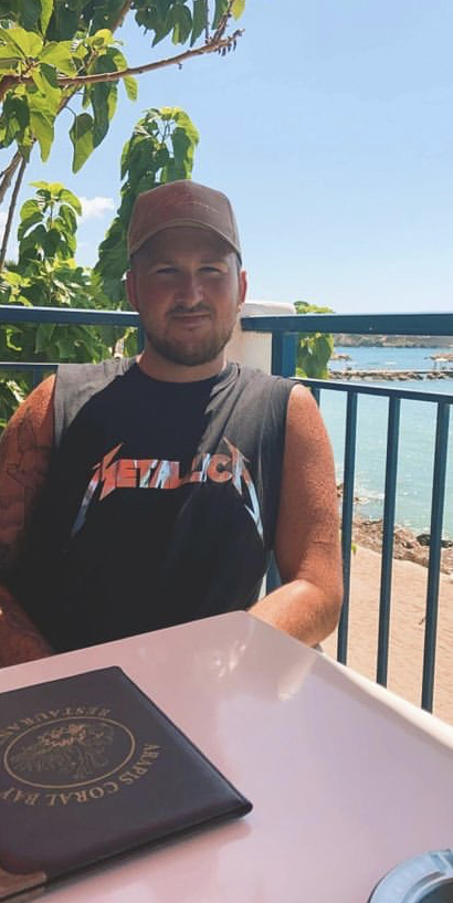 Solo traveller Exploring The Great City