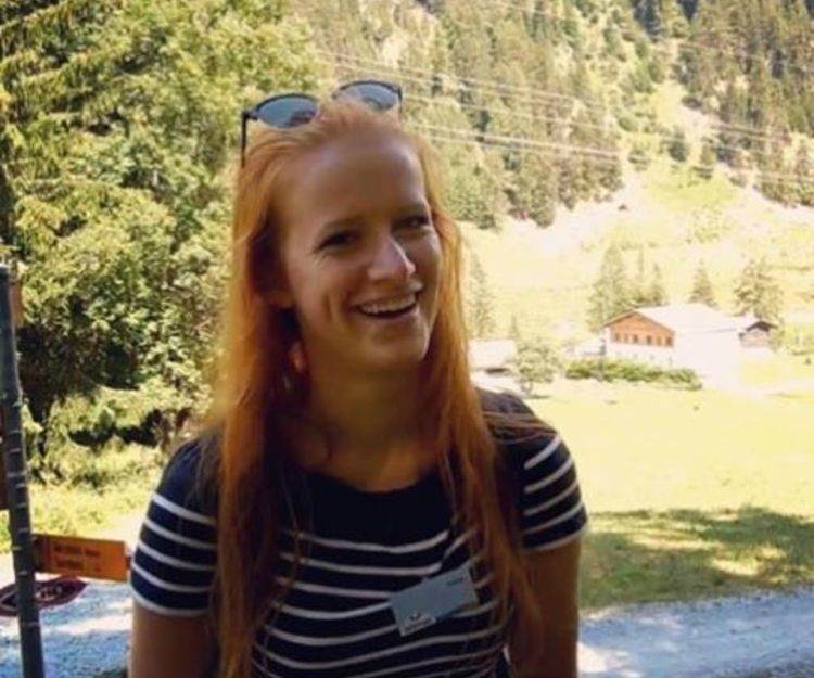 Adventurous trip around Iceland 