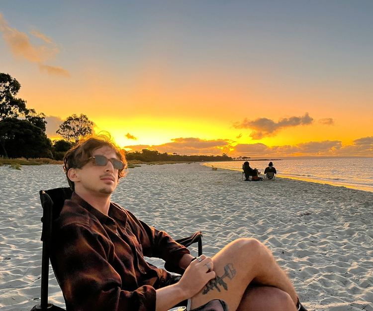 esperance - Adelaide — 1/2 spare seats!