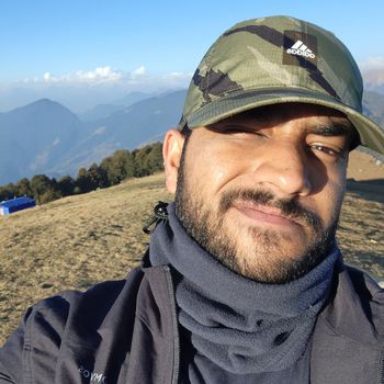 Vyapak Khare